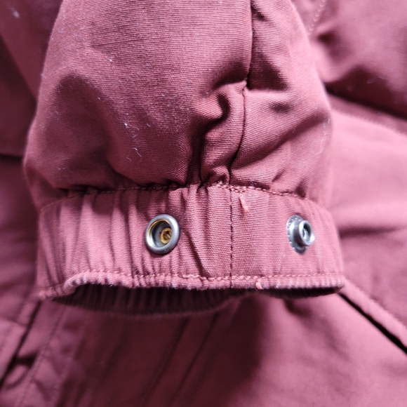 Vans Hooded Insulated Puff Jacket. - Picture 10 of 10